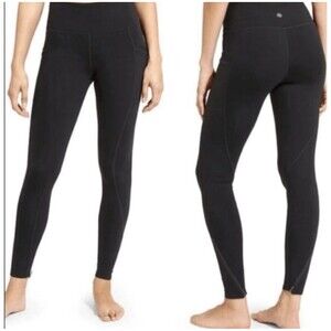 Athleta Size Small Black Chaturanga To Town High Rise Ankle Leggings